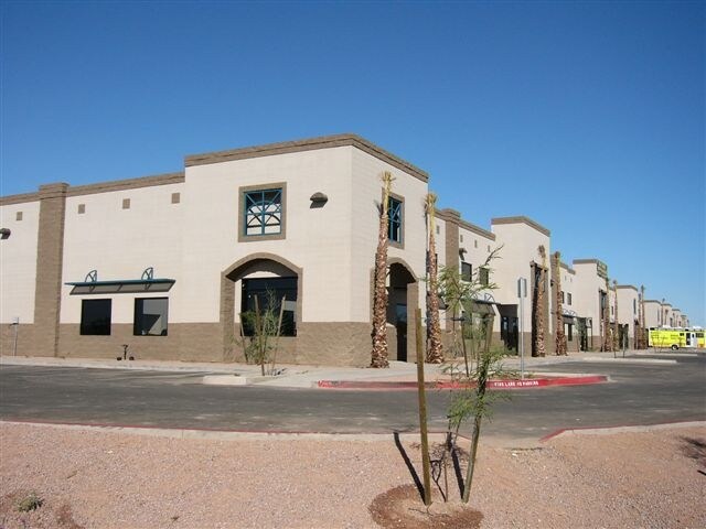 2942 N Greenfield Rd, Mesa, AZ à louer - Photo de l’immeuble – Image 2 sur 19