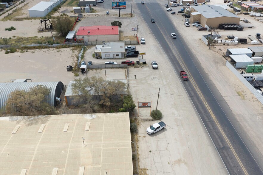 7020 N County Rd W, Odessa, TX à vendre - Photo de l’immeuble – Image 2 sur 39