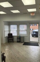 27 Pine St, New Canaan, CT à louer Autre– Image 2 sur 4
