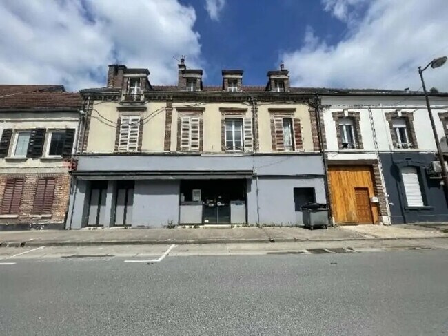 Plus de détails pour Local d’activités à vendre