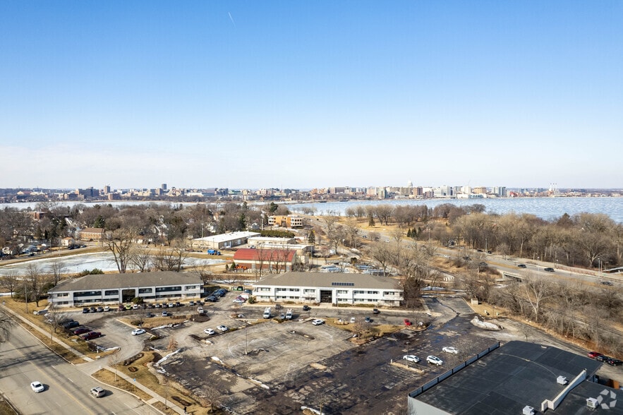 128 E Olin Ave, Madison, WI à louer - Aérien – Image 2 sur 3