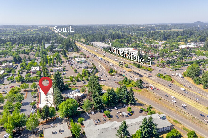 8750 SW Citizens Dr, Wilsonville, OR à vendre - Photo de l’immeuble – Image 2 sur 13