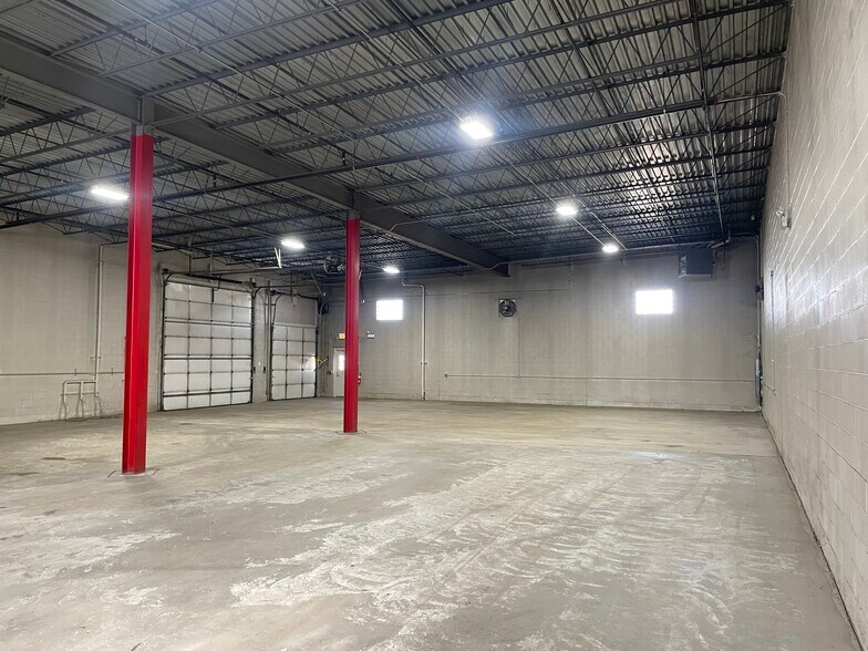 1111 N 30th Ave, Melrose Park, IL à louer - Photo intérieure – Image 3 sur 8