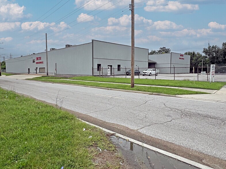 575 N 20th St, East St Louis, IL à vendre - Photo principale – Image 1 sur 15