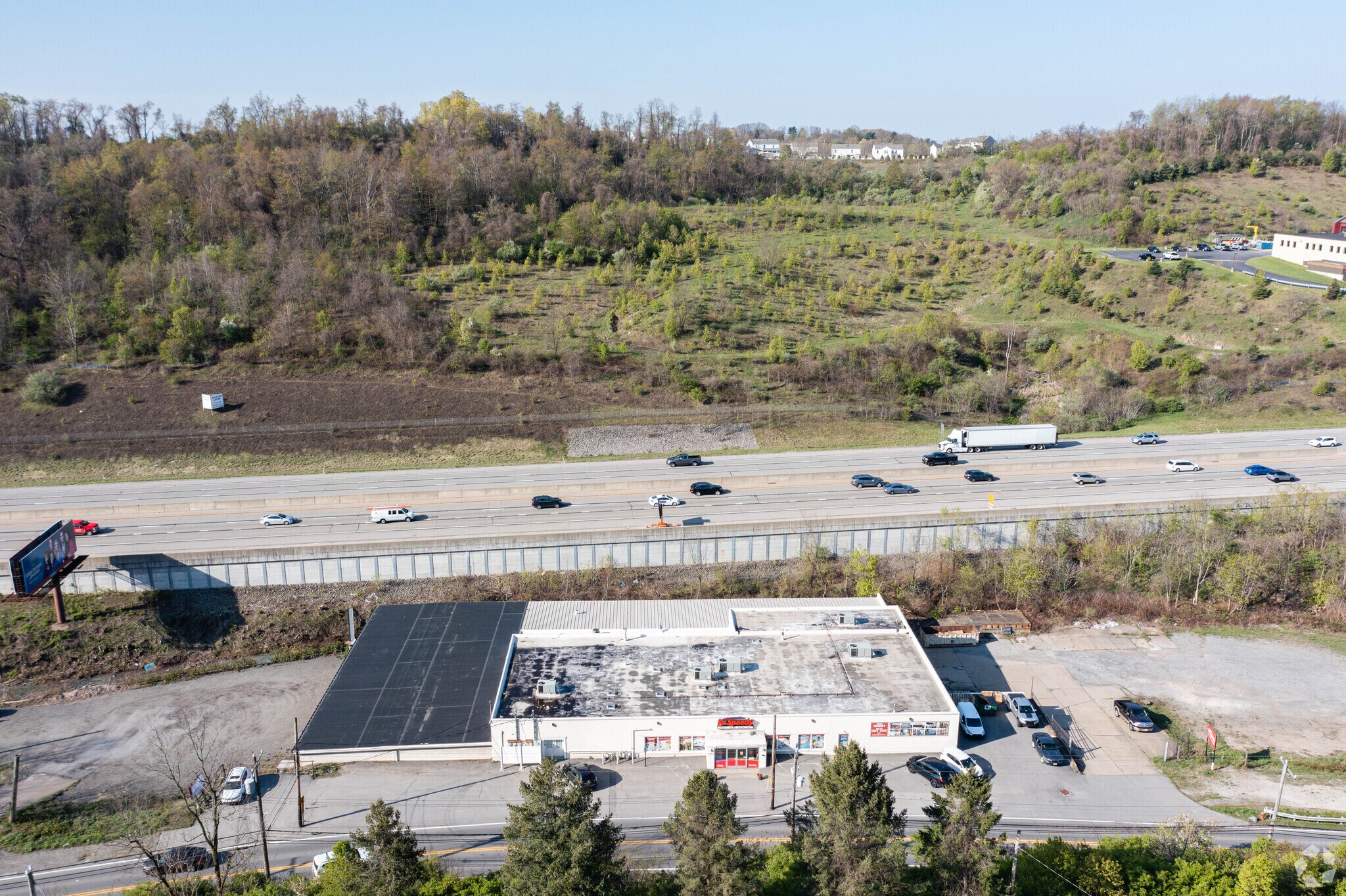 4573 Campbells Run Rd, Pittsburgh, PA à louer Photo principale– Image 1 sur 3