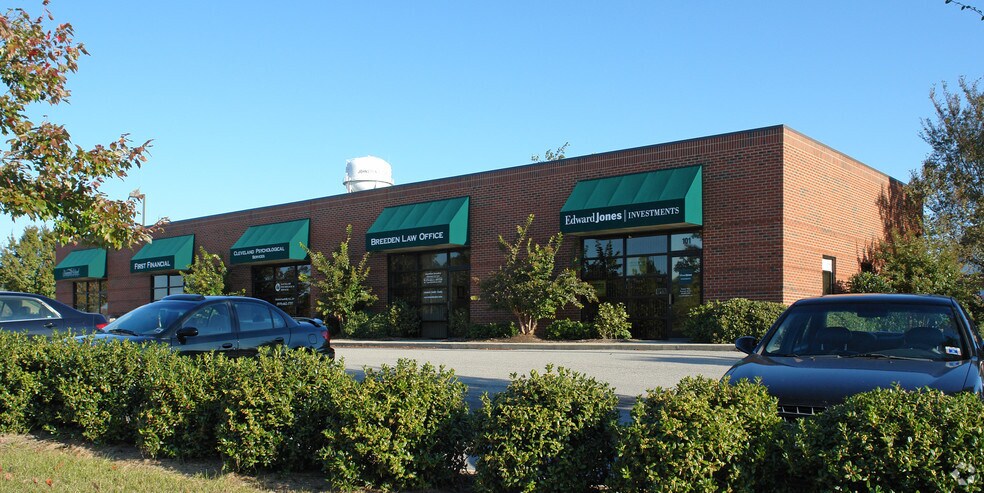 100 Professional Ct, Garner, NC à louer - Photo de l’immeuble – Image 2 sur 9