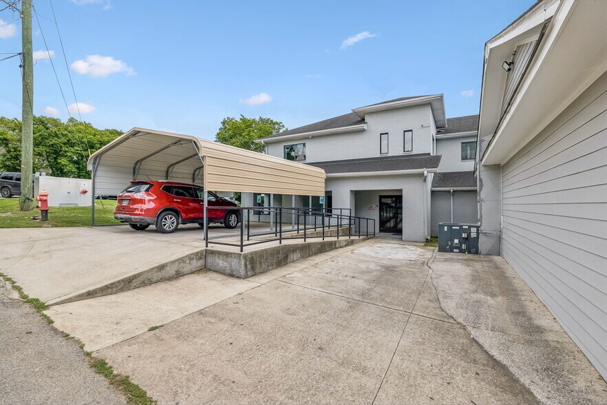 4500 Nolensville Pike, Nashville, TN à vendre - Photo de l’immeuble – Image 3 sur 27
