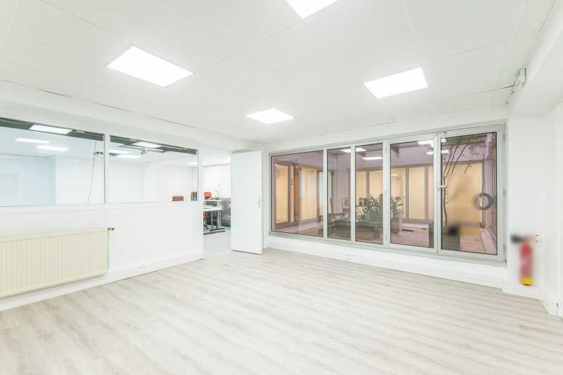 Bureau dans Suresnes à louer - Photo de l’immeuble – Image 3 sur 9