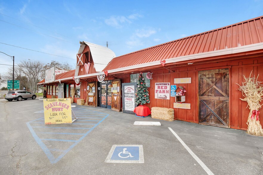 502 W 6th St, Beaumont, CA à vendre - Photo de l’immeuble – Image 3 sur 37