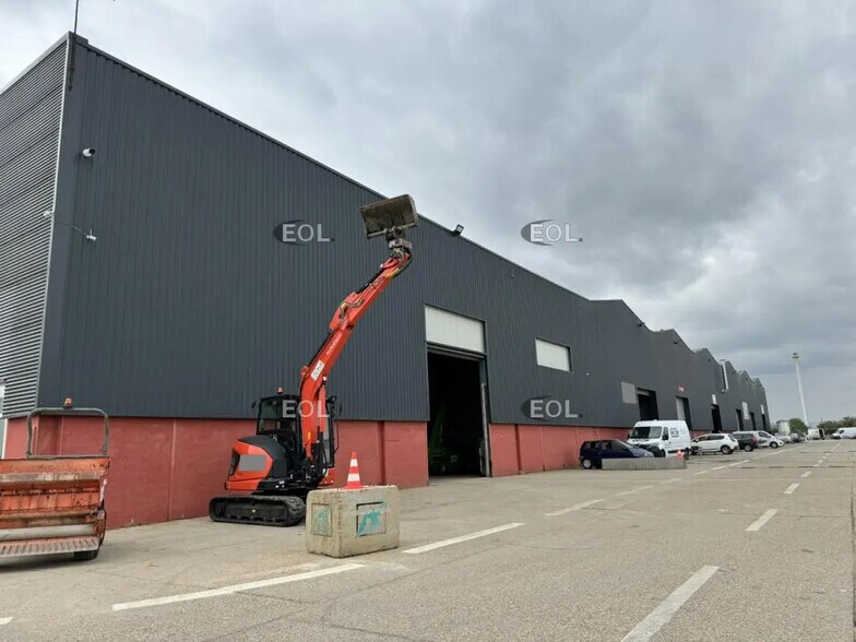 Industriel/Logistique dans Le Grand-Quevilly à louer - Photo de l’immeuble – Image 1 sur 18