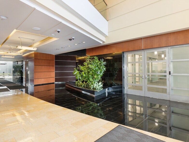 2151 E Grand Ave, El Segundo, CA à louer - Photo de l’immeuble – Image 2 sur 17