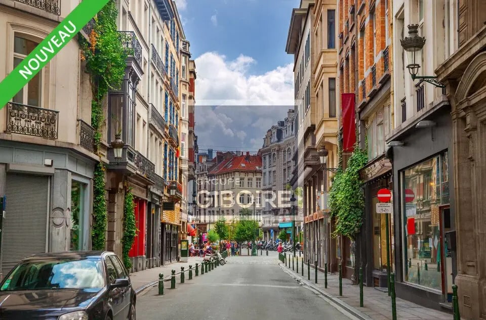 Local commercial dans Montfort-sur-Meu à louer Photo de l’immeuble– Image 1 sur 2