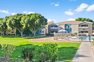 Plus de détails pour 6751 W Indian School Rd, Phoenix, AZ - Logement à vendre