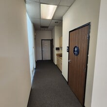 17003-17005 Evergreen Pl, City Of Industry, CA à louer Photo intérieure– Image 1 sur 9