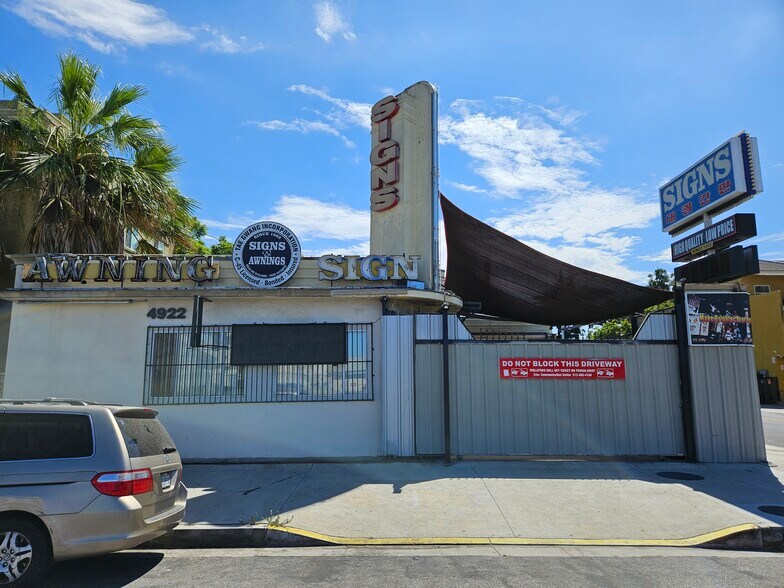 4922 S Figueroa St, Los Angeles, CA à vendre - Photo de l’immeuble – Image 3 sur 15