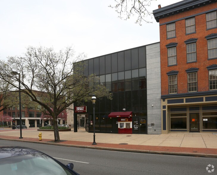 1 E Market St, York, PA à vendre - Photo principale – Image 1 sur 32