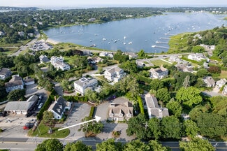 Plus de détails pour 697 Main St, Chatham, MA - Bureau à vendre