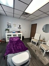 4815 W Russell Rd, Las Vegas, NV à louer Photo intérieure– Image 2 sur 2