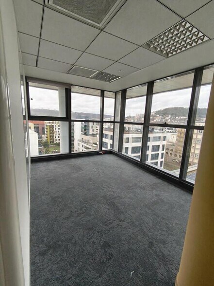 Bureau dans Rouen à louer - Photo de l’immeuble – Image 2 sur 8