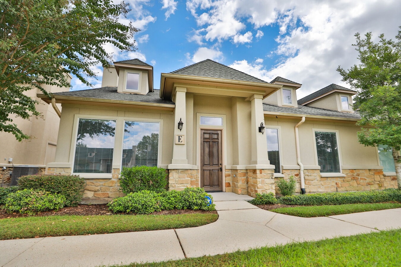 11607 Spring Cypress Rd, Tomball, TX 77377 - Lot E - - Photo intérieure - Image 2 of 22
