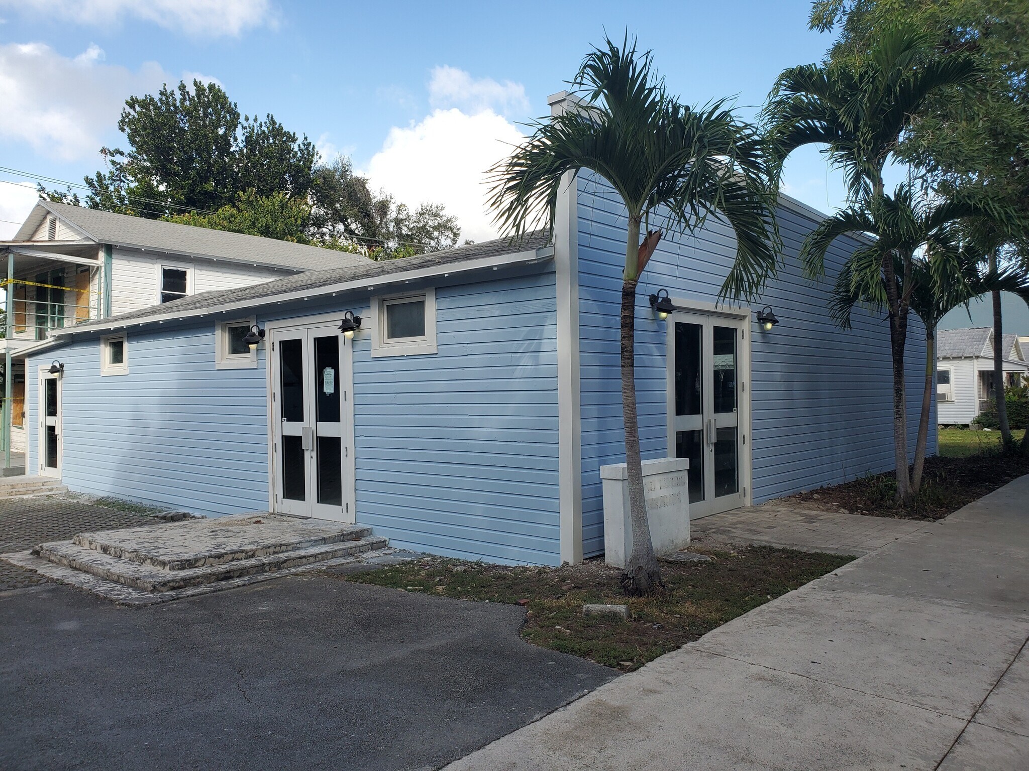 119 Grand Ave, Miami, FL à vendre Photo principale– Image 1 sur 9