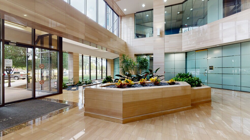 1225 N Loop Fwy W, Houston, TX à louer - Numérisation 3D Matterport – Image 2 sur 18