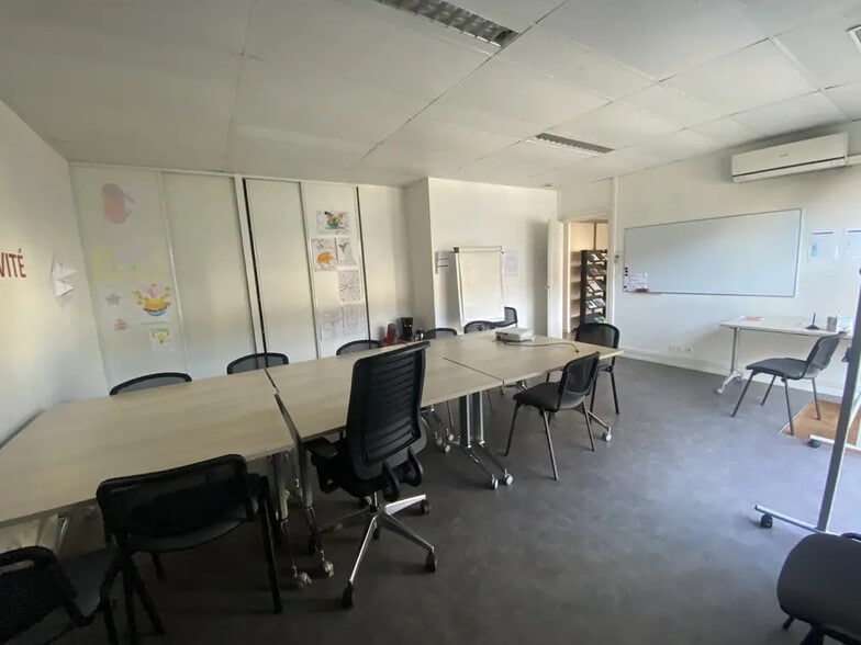 Bureau dans Rezé à louer - Photo de l’immeuble – Image 2 sur 5
