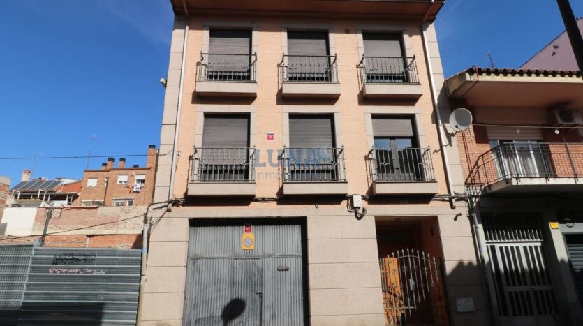 Immeuble residentiel dans Getafe, Madrid à vendre - Photo de l’immeuble – Image 1 sur 25