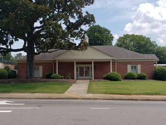 Plus de détails pour 201 Monroe St, Carthage, NC - Local commercial à louer