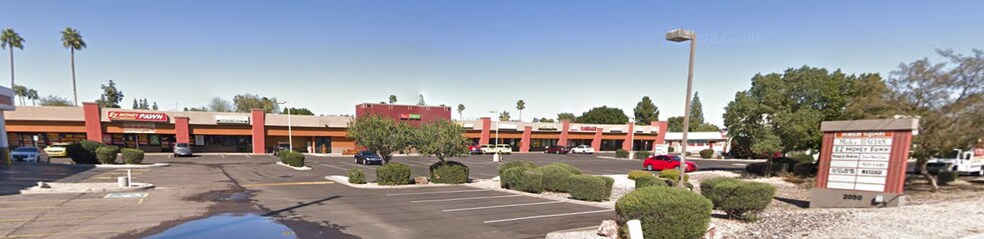 2050 W Guadalupe Rd, Mesa, AZ à louer - Photo de l’immeuble – Image 3 sur 9