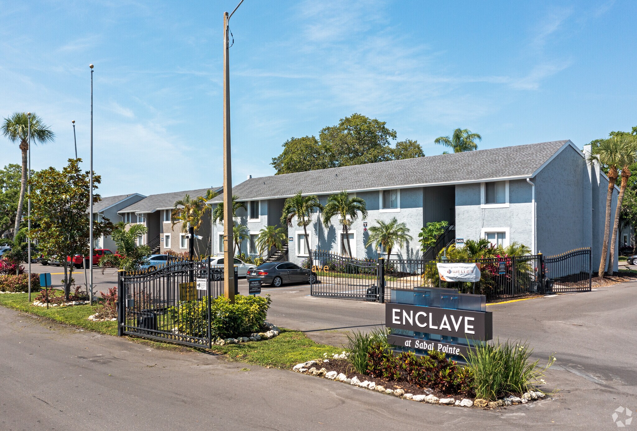 2148 54th Ave S, Saint Petersburg, FL à vendre Photo principale– Image 1 sur 62