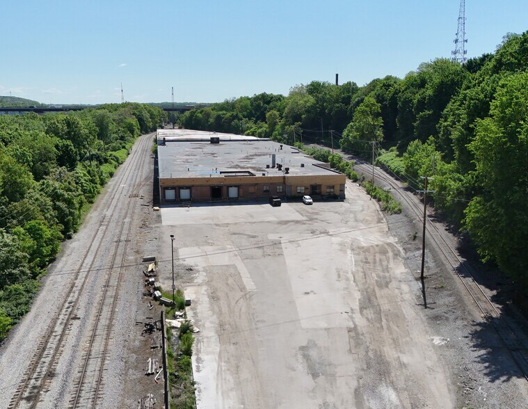 131 N Summit St, Akron, OH à louer - Photo de l’immeuble – Image 3 sur 16