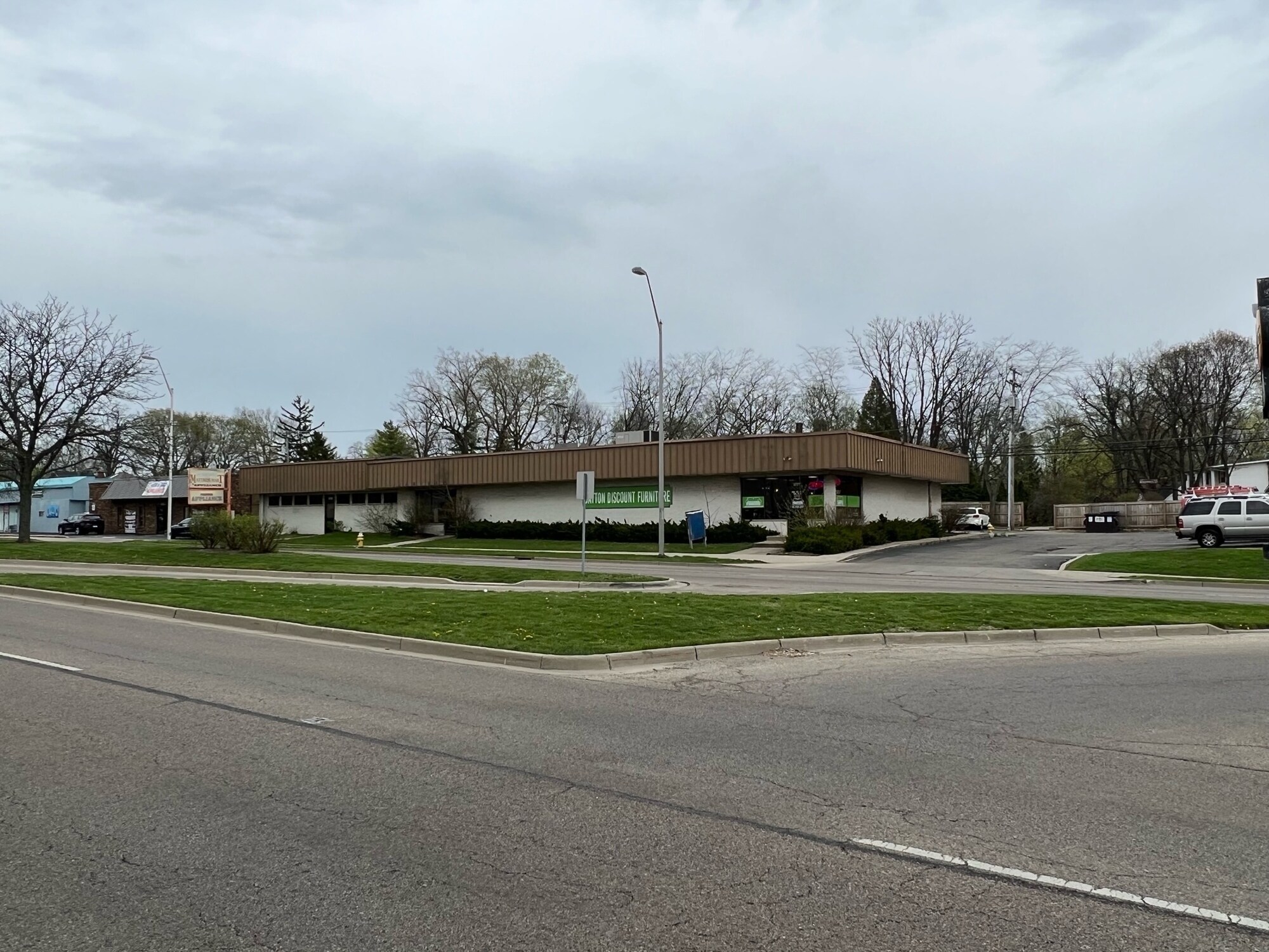2882 S Dixie Dr, Dayton, OH à vendre Photo principale– Image 1 sur 5