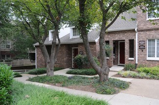 Plus de détails pour 11700-11706 Bowman Green Dr, Reston, VA - Bureau à louer