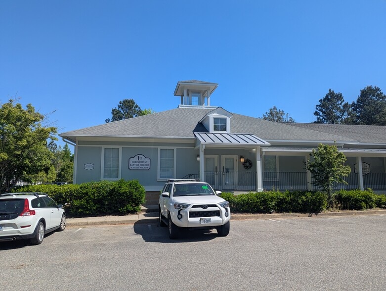 3705 Strawberry Plains Rd, Williamsburg, VA à louer - Photo de l’immeuble – Image 3 sur 15