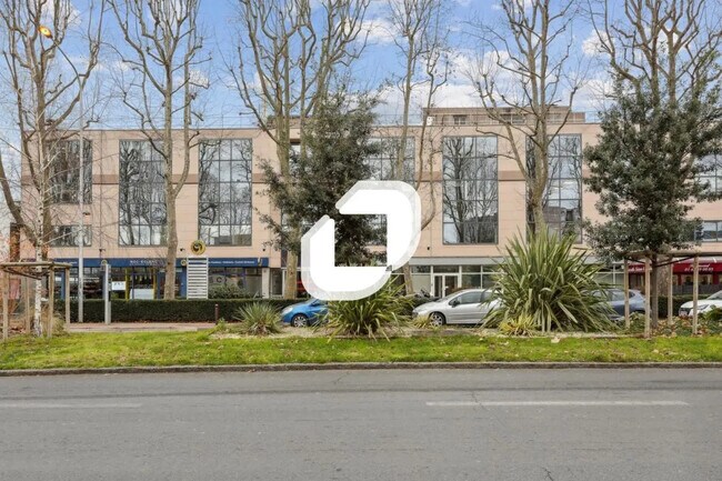 Plus de détails pour 85-87 Avenue Du Général De Gaulle, Créteil - Bureau à louer