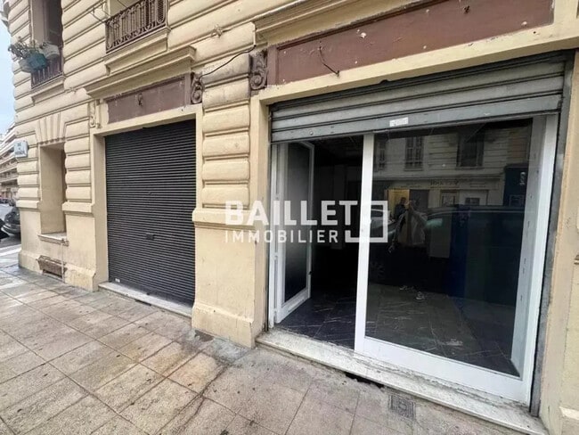 Plus de détails pour Local commercial à louer