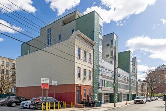 Plus de détails pour 2330 Hoffman St, Bronx, NY - Bureau/Local commercial à louer