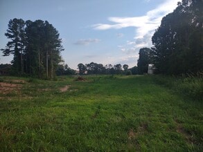 1679 Atlanta Hwy SE, Statham, GA - VUE AÉRIENNE vue de carte - Image1