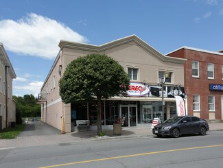 Plus de détails pour 95 Main St E, Hawkesbury, ON - Local commercial à louer