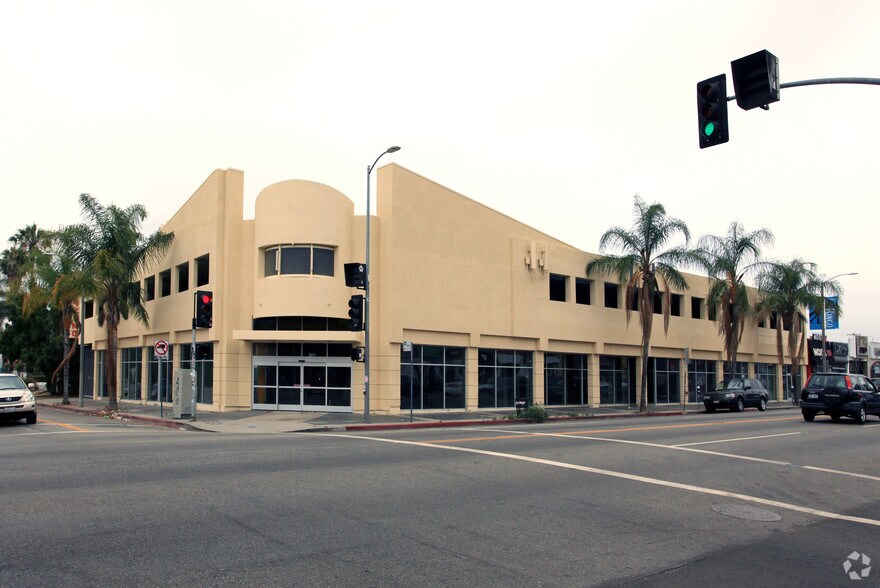 7500-7516 Melrose Ave, Los Angeles, CA à louer - Photo principale – Image 1 sur 5