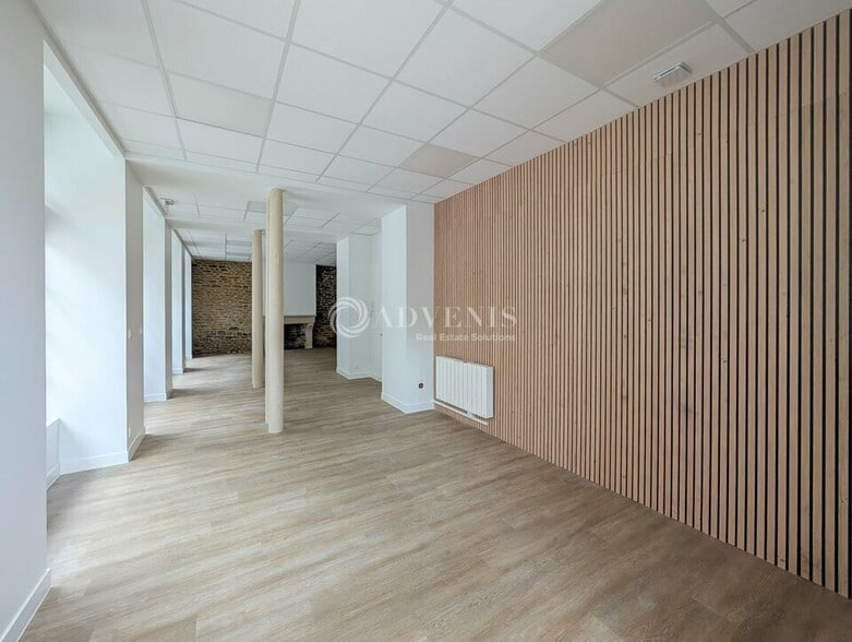 Bureau dans Dinan à louer - Photo intérieure – Image 2 sur 6