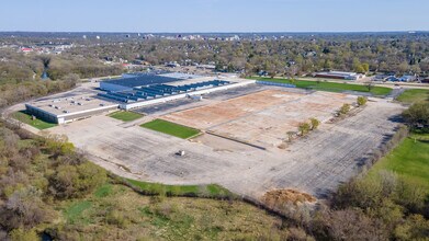 4000 Auburn St, Rockford, IL à louer Photo intérieure– Image 1 sur 9