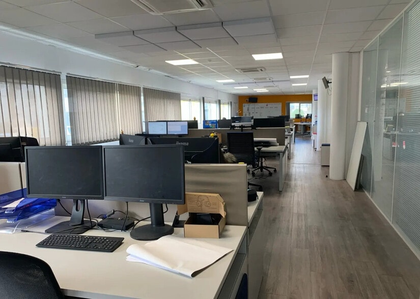 Bureau dans Bouguenais à louer - Photo de l’immeuble – Image 2 sur 6