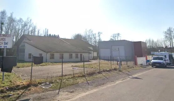 Local d’activités dans Forbach à louer - Photo de l’immeuble – Image 3 sur 3