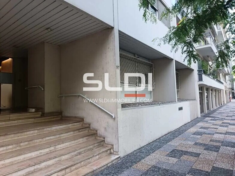 Bureau dans Lyon à louer - Photo de l’immeuble – Image 2 sur 33