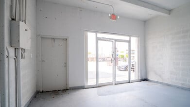 1833-1847 NW 20th St, Miami, FL à louer Photo intérieure– Image 2 sur 4
