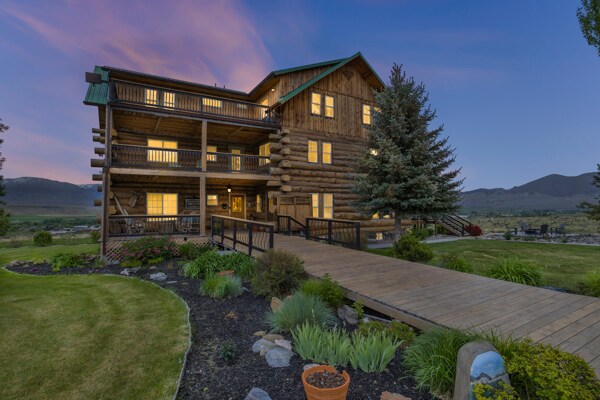 13 Gott Ln, Salmon, ID à vendre Photo de l’immeuble– Image 1 sur 94