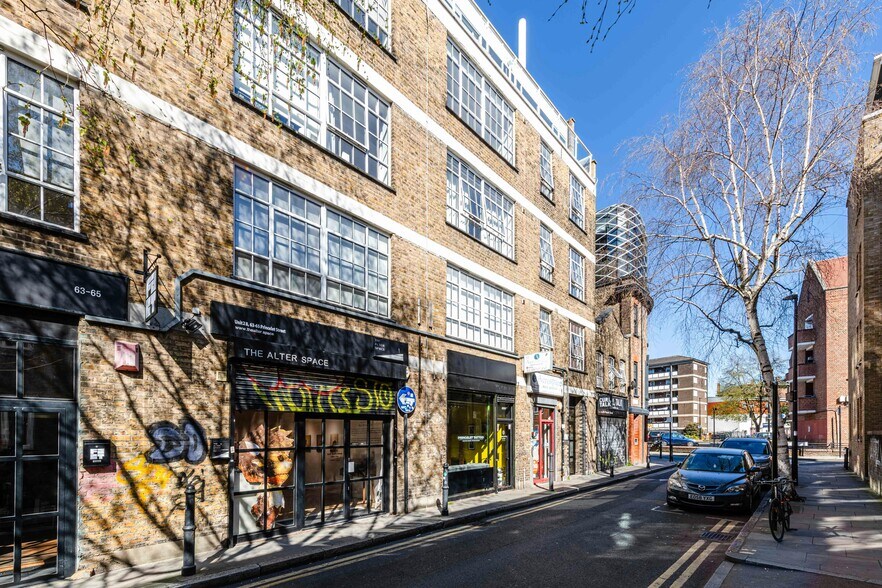 63-65 Princelet St, Londres à louer - Photo de l’immeuble – Image 1 sur 6