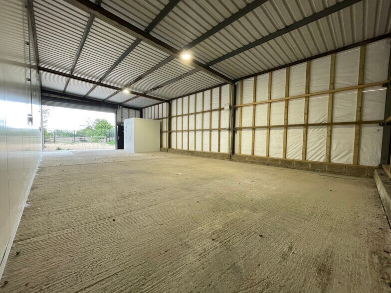 259 A, Brenzett à louer - Photo de l’immeuble – Image 2 sur 7